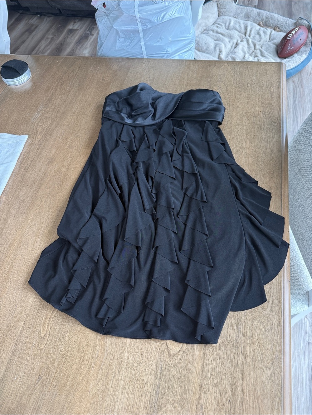 Women's Strapless Black Ruffle Cocktail Dress 4